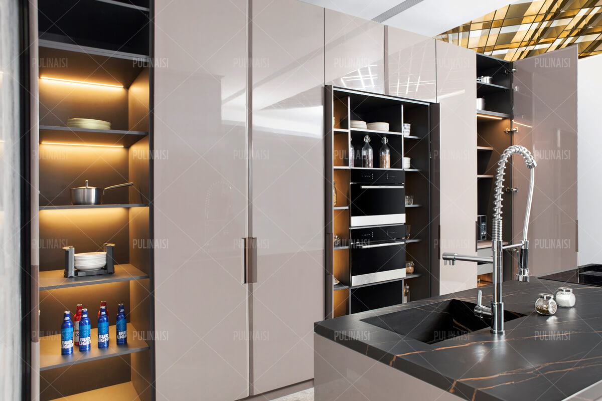 Italian Modern Style In Diamond Cutting Handle Lacquer Kitchen Cabinets